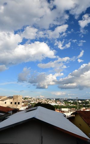 Casa à venda com 238m², 5 quartos e 3 vagasVista
