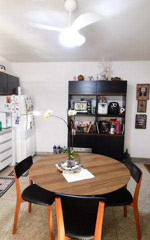 Casa à venda com 238m², 5 quartos e 3 vagasCozinha 1