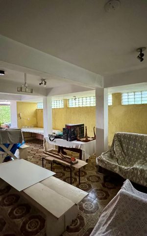 Casa à venda com 279m², 4 quartos e 3 vagasSalao