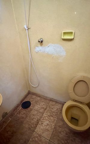 Casa à venda com 279m², 4 quartos e 3 vagasBanheiro 1