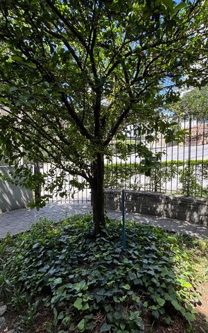 Casa à venda com 279m², 4 quartos e 3 vagasÁrea externa