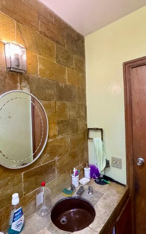 Casa à venda com 279m², 4 quartos e 3 vagasBanheiro 4