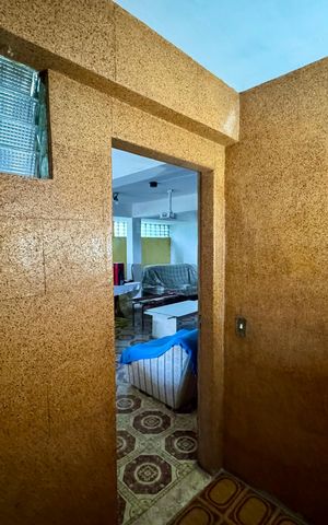 Casa à venda com 279m², 4 quartos e 3 vagasBanheiro 2