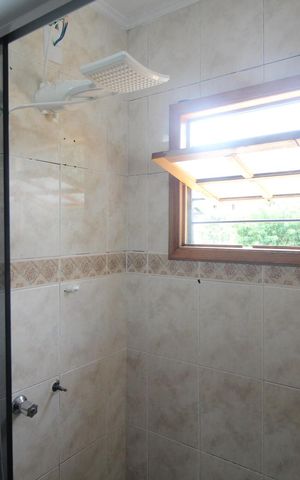 Casa à venda com 100m², 2 quartos e 3 vagasBanheiro