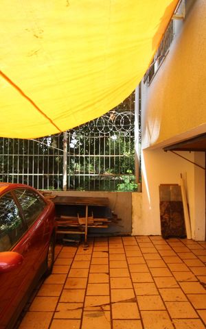 Casa à venda com 100m², 2 quartos e 3 vagasGaragem