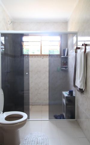 Casa à venda com 100m², 2 quartos e 3 vagasBanheiro