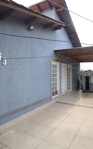 Casa à venda com 100m², 2 quartos e 3 vagasQuintal