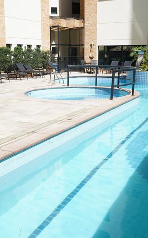Apartamento à venda com 138m², 4 quartos e 3 vagasÁrea comum - Piscina