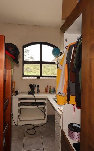 Casa à venda com 235m², 4 quartos e 2 vagasQuarto 2