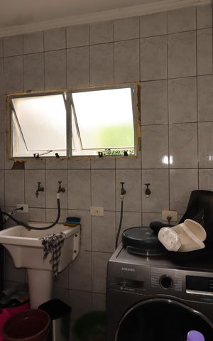 Casa à venda com 235m², 4 quartos e 2 vagasÁrea de Serviço