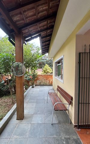 Casa à venda com 162m², 2 quartos e 3 vagas Casa à venda com 162m², 2 quartos e 3 vagasQuintal
