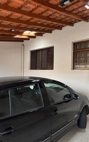Casa à venda com 162m², 2 quartos e 3 vagas Casa à venda com 162m², 2 quartos e 3 vagasGaragem