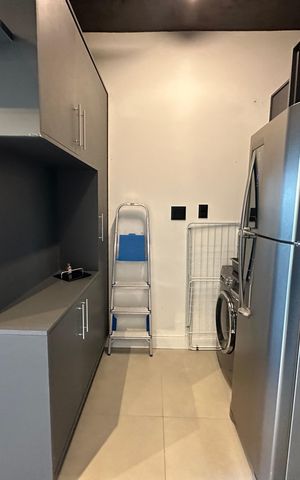 Apartamento à venda com 57m², 1 quarto e 1 vaga Apartamento à venda com 57m², 1 quarto e 1 vagaÁrea de Serviço