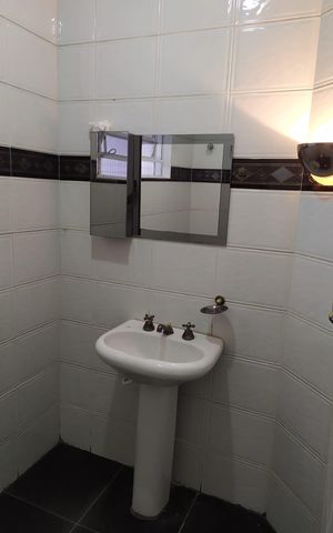 Casa à venda com 900m², 5 quartos e 5 vagasBanheiro