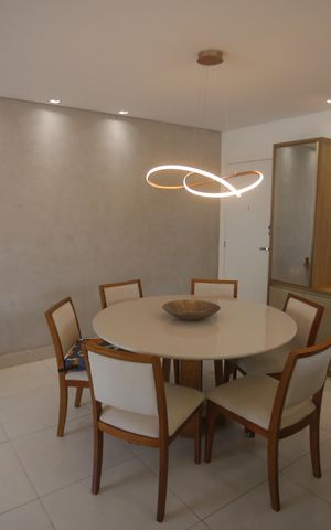 Apartamento à venda com 81m², 3 quartos e 2 vagasSala
