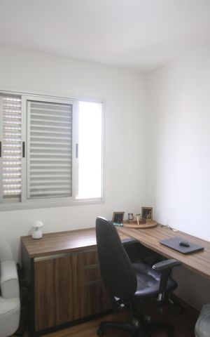 Apartamento à venda com 81m², 3 quartos e 2 vagasQuarto