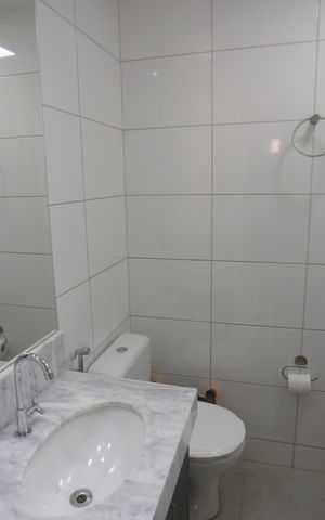 Apartamento à venda com 81m², 3 quartos e 2 vagasBanheiro