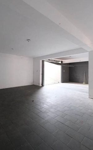 Casa à venda com 240m², 4 quartos e 4 vagasGaragem