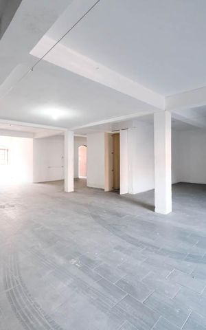 Casa à venda com 240m², 4 quartos e 4 vagasGaragem