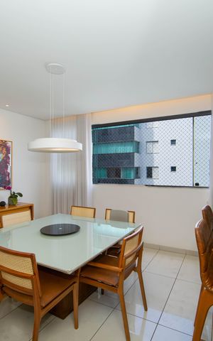 Apartamento à venda com 140m², 3 quartos e 2 vagas Apartamento à venda com 140m², 3 quartos e 2 vagasSALA