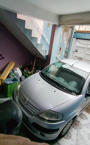 Casa à venda com 107m², 3 quartos e 1 vaga Casa à venda com 107m², 3 quartos e 1 vagaGaragem