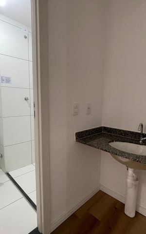 Apartamento à venda com 37m², 2 quartos e sem vaga Apartamento à venda com 37m², 2 quartos e sem vagaBanheiro