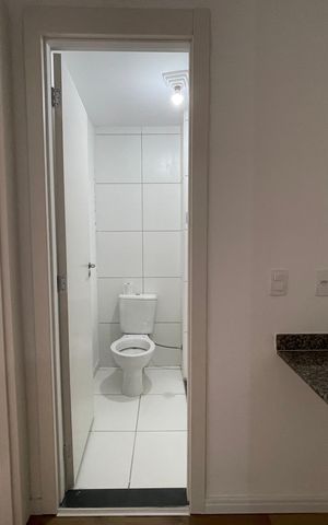 Apartamento à venda com 37m², 2 quartos e sem vaga Apartamento à venda com 37m², 2 quartos e sem vagaBanheiro