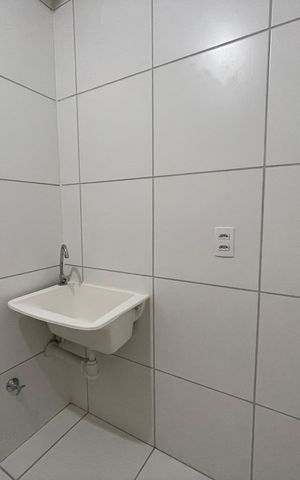 Apartamento à venda com 37m², 2 quartos e sem vaga Apartamento à venda com 37m², 2 quartos e sem vagaCozinha e Área de Serviço