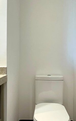 Studio à venda com 42m², 1 quarto e 1 vaga Studio à venda com 42m², 1 quarto e 1 vagaLavabo