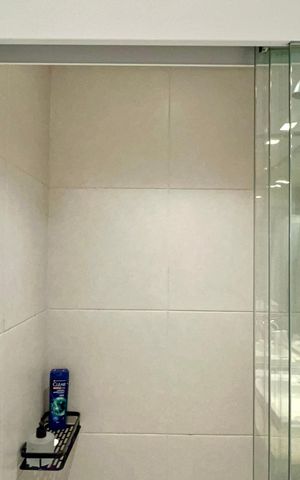 Studio à venda com 42m², 1 quarto e 1 vaga Studio à venda com 42m², 1 quarto e 1 vagaBanheiro da Suíte
