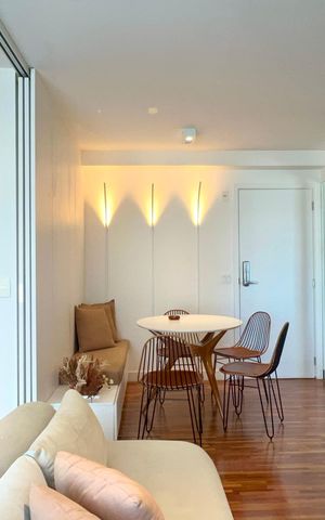 Studio à venda com 42m², 1 quarto e 1 vaga Studio à venda com 42m², 1 quarto e 1 vagaSala