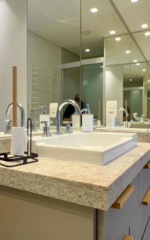 Studio à venda com 42m², 1 quarto e 1 vaga Studio à venda com 42m², 1 quarto e 1 vagaBanheiro da Suíte