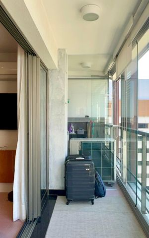 Studio à venda com 42m², 1 quarto e 1 vaga Studio à venda com 42m², 1 quarto e 1 vagaVaranda