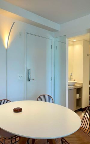 Studio à venda com 42m², 1 quarto e 1 vaga Studio à venda com 42m², 1 quarto e 1 vagaSala de Jantar