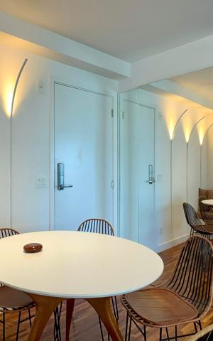 Studio à venda com 42m², 1 quarto e 1 vaga Studio à venda com 42m², 1 quarto e 1 vagaSala de Jantar