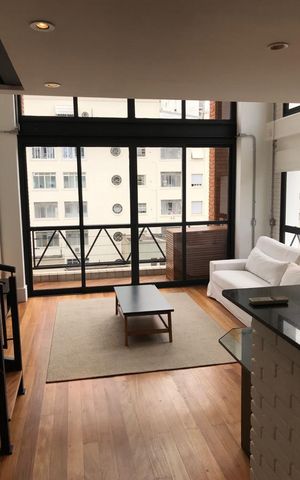 Apartamento à venda com 75m², 1 quarto e 2 vagas Apartamento à venda com 75m², 1 quarto e 2 vagasSala