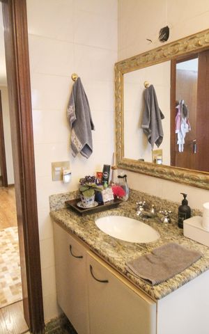 Apartamento à venda com 186m², 4 quartos e 3 vagas Apartamento à venda com 186m², 4 quartos e 3 vagasBanheiro 3