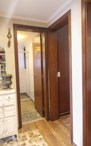 Apartamento à venda com 186m², 4 quartos e 3 vagas Apartamento à venda com 186m², 4 quartos e 3 vagasCorredor