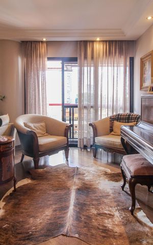 Apartamento à venda com 186m², 4 quartos e 3 vagas Apartamento à venda com 186m², 4 quartos e 3 vagasSala