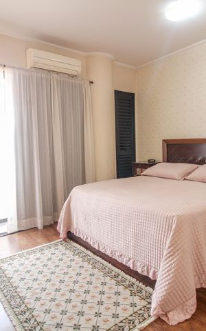 Apartamento à venda com 186m², 4 quartos e 3 vagas Apartamento à venda com 186m², 4 quartos e 3 vagasQuarto Suite - 1