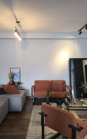 Apartamento à venda com 89m², 2 quartos e 2 vagasSala e Cozinha integrada 