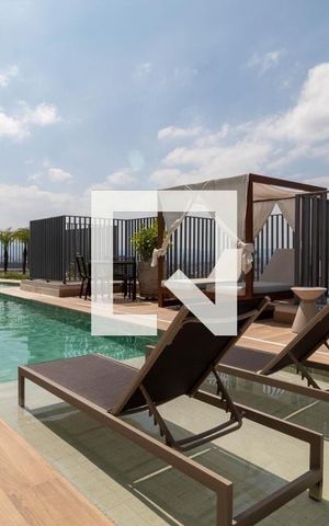 Apartamento à venda com 80m², 3 quartos e 1 vaga Apartamento à venda com 80m², 3 quartos e 1 vagaÁrea comum - Piscina
