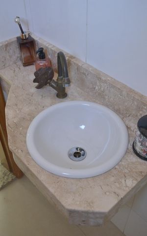Apartamento à venda com 190m², 3 quartos e 2 vagasBanheiro de Serviço