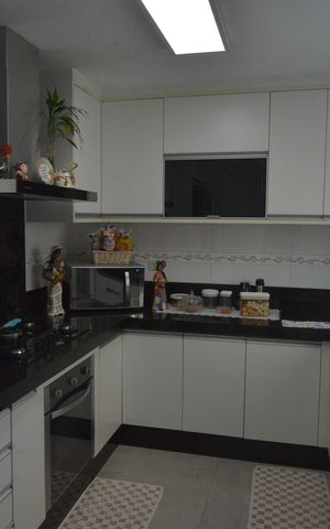Apartamento à venda com 190m², 3 quartos e 2 vagasCozinha