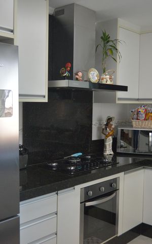 Apartamento à venda com 190m², 3 quartos e 2 vagasCozinha