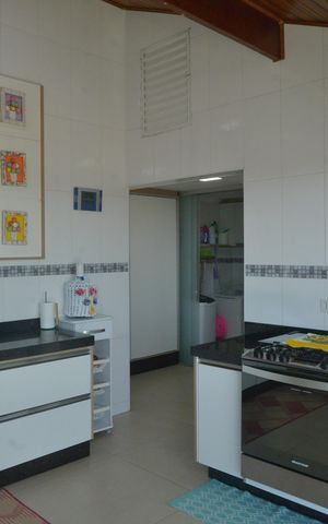 Apartamento à venda com 190m², 3 quartos e 2 vagasCobertura