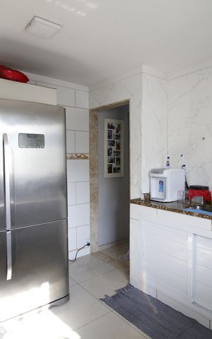 Casa à venda com 320m², 2 quartos e 3 vagasCozinha