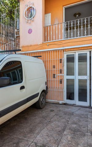 Casa para alugar com 133m², 8 quartos e 1 vagaGaragem