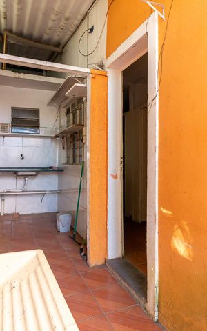 Casa para alugar com 133m², 8 quartos e 1 vagaÁrea de Serviço