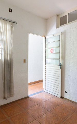 Casa para alugar com 133m², 8 quartos e 1 vagaQuarto 5